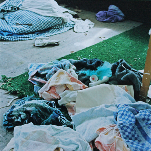 Garments / Kleider, 2002, photography, 25 × 25 cm,
  photo series Jugendherberge Veckerhagen (Kirsten Kötter)