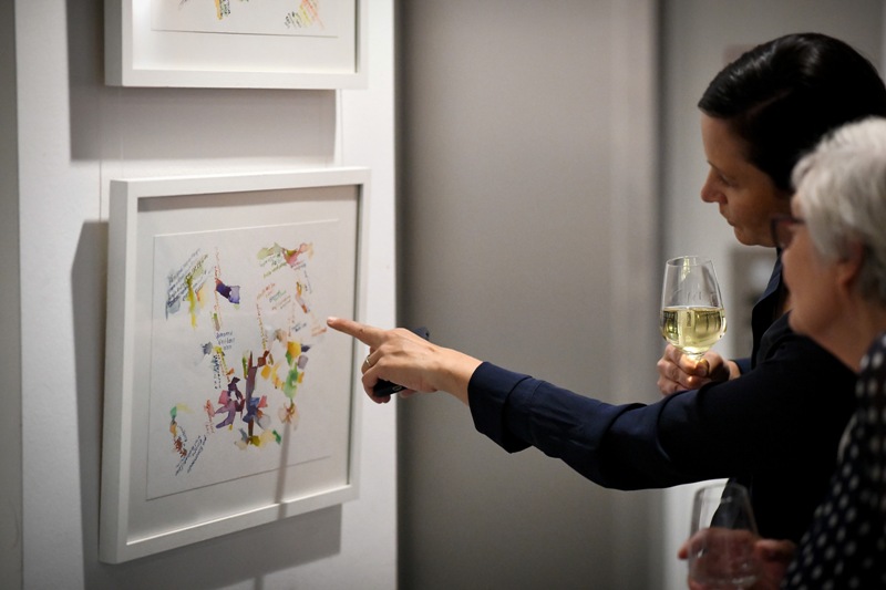 Kirsten Kötter: Artistic research Landtag. In: Bewegte Zeiten, exhibition, Landtag Rheinland-Pfalz,
  Abgeordnetenhaus Mainz, Germany, 04.09.2019 - 10.10.2019, exhibition view, photograph: Landtag Rheinland-Pfalz /
  Andreas Linsenmann