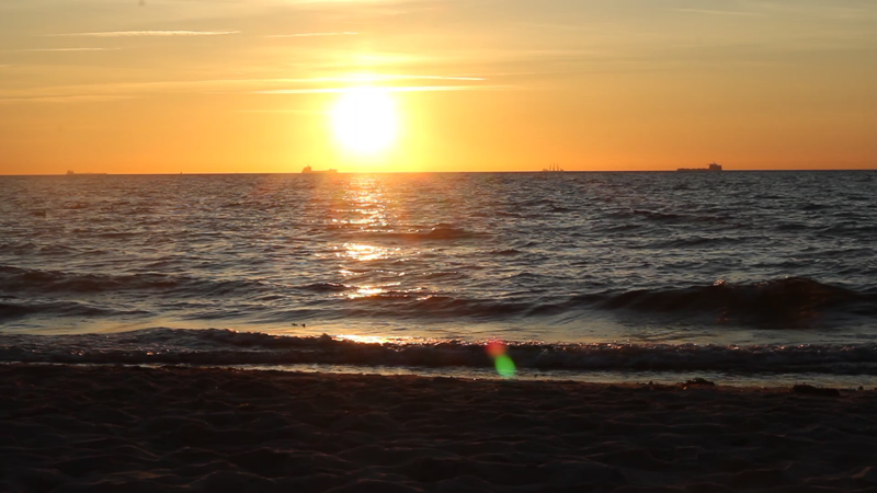 2023-05-30_warnemuende-abend_ohne-aqua, video still (Kirsten Kötter)